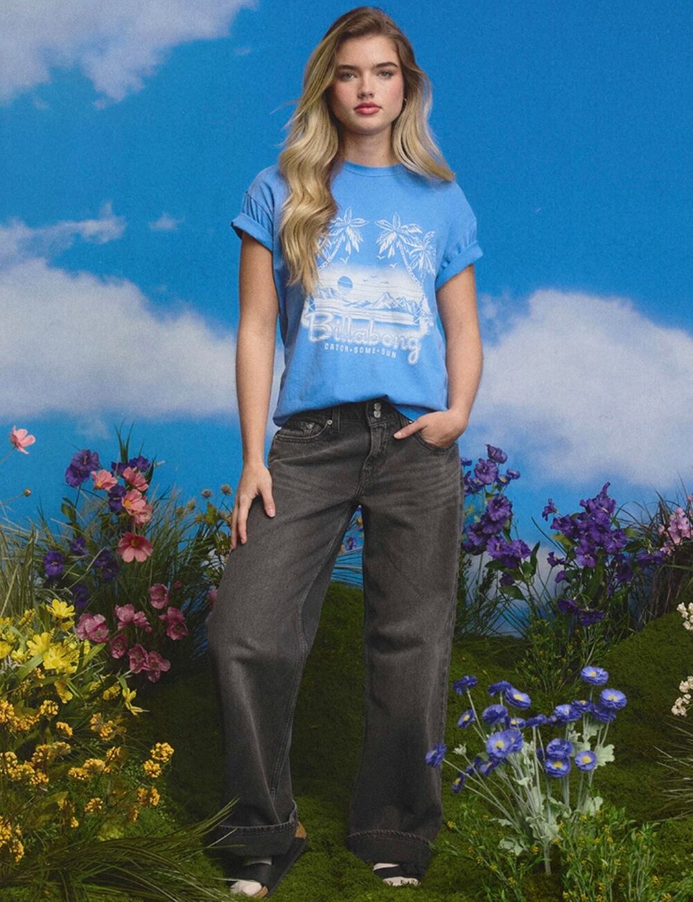 Levi's Superlow Loose Women's Jeans in the color wash "Mic Dropped